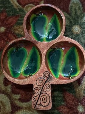 Glazed Art Wooden   Clover Shaped Divided Serving Dish
